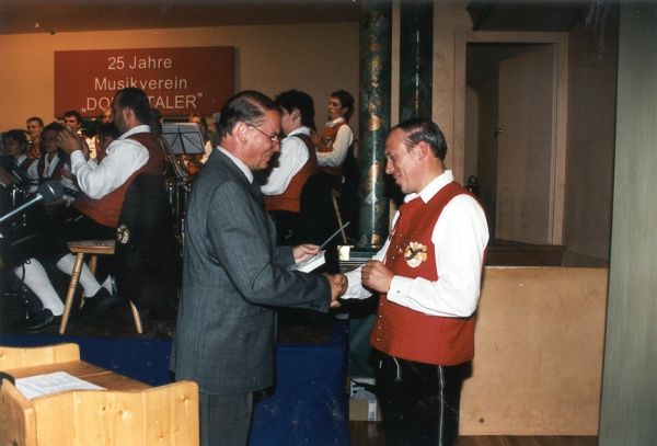 Oberbürgermeister Hans-Jürgen Weigl und Vorstand Karl Hörbrand