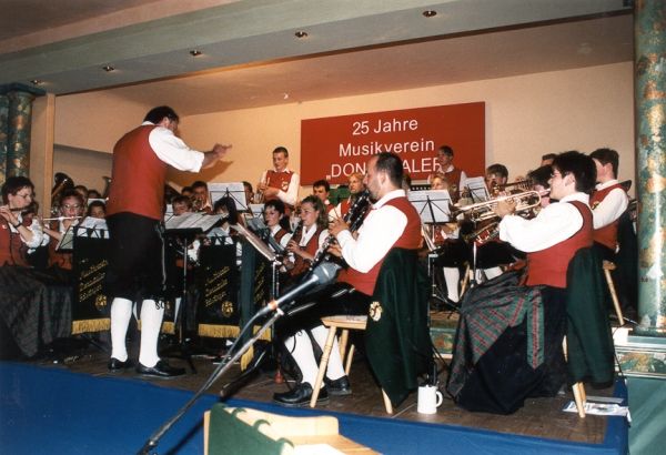 Die Donautaler mit Dirigent Wolfgang Mühldorfer