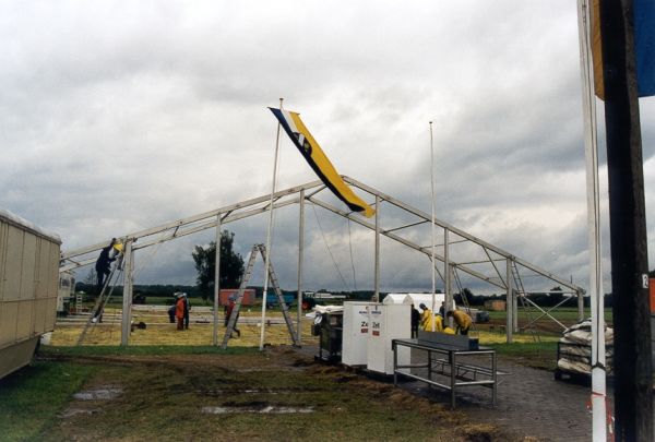Der Abbau des Festzeltes